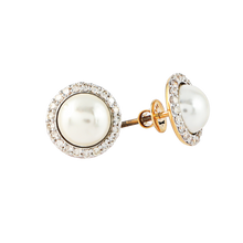 Radiant Revival Pearl Studs